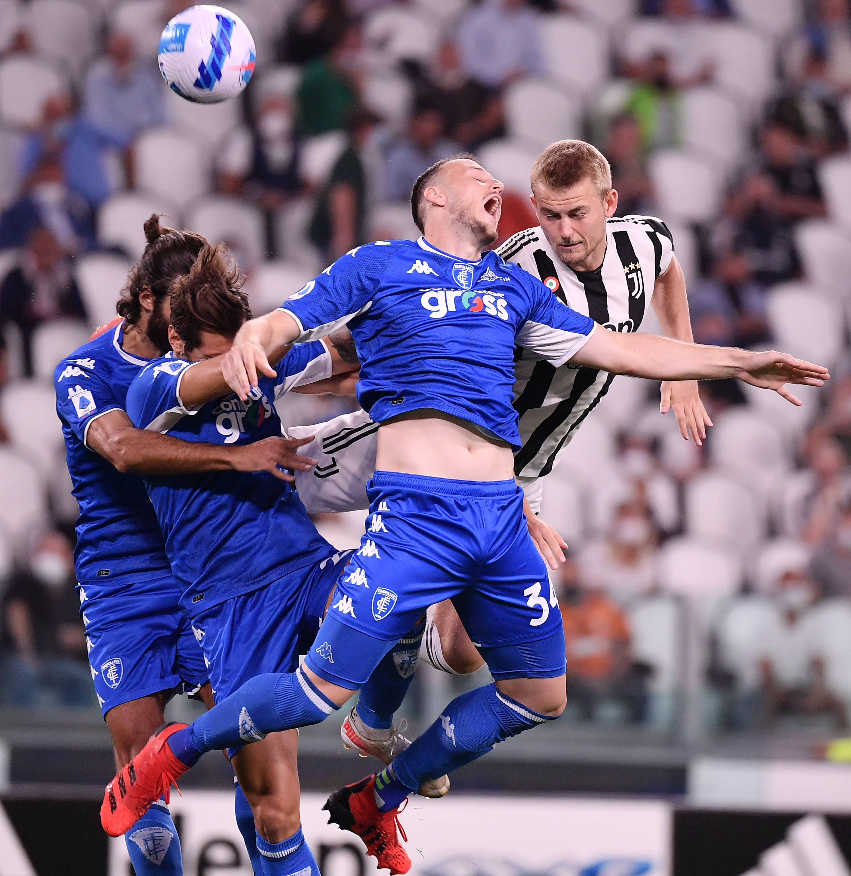 中路的防守 中路的防守