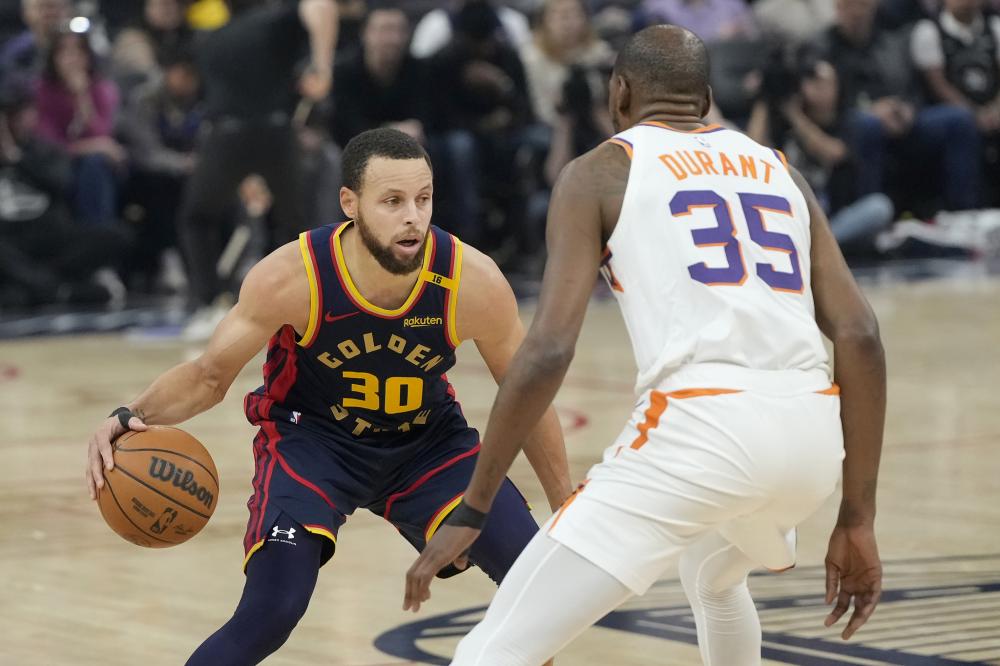 在两场比赛 在两场比赛