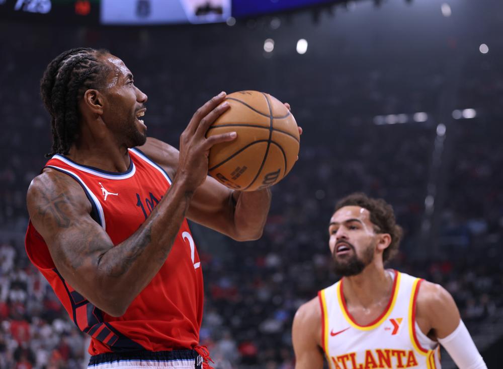 青年队伍中 青年队伍中